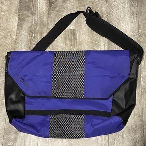 TIMBUK2 MESSENGER BAG